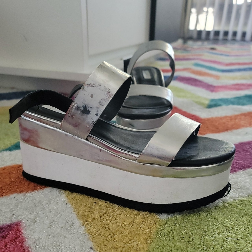 Forever 21 platform sandals